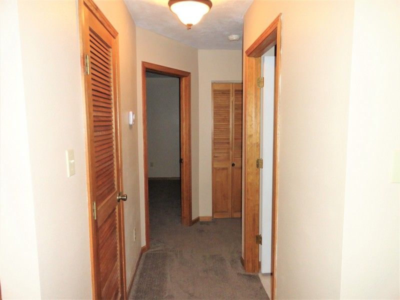 2 bedroom, 2 bath, home within walking distance to Centerville